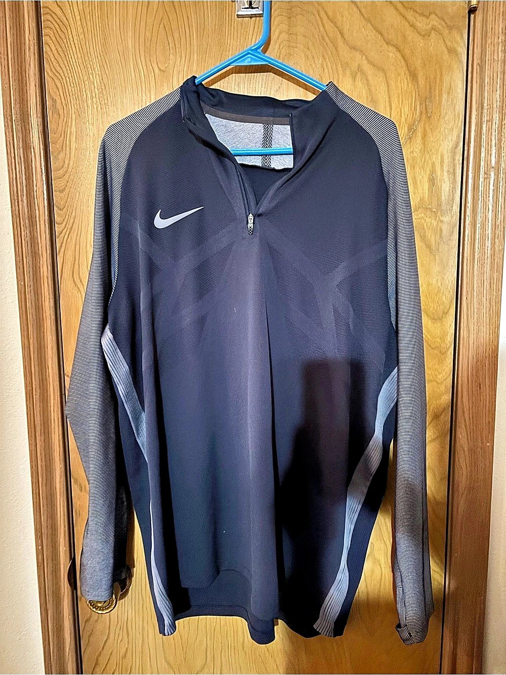 Nike Dri-FIT Quarter-Zip Pullover Men's Black & Gray Jersey